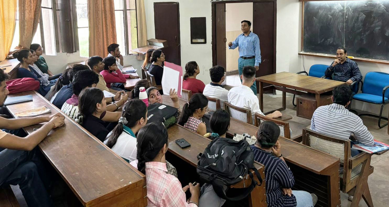Special Lecture on Data Analysis and Visualization using MS Excel AND Al Exploration for Academia and Research